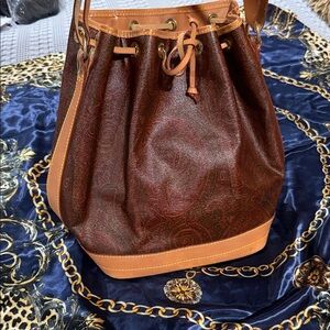 Chic Brown Paisley Shoulder Bag